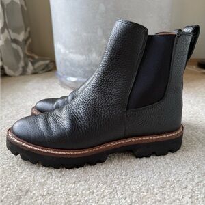 Madewell Black Leather Chelsea Boots